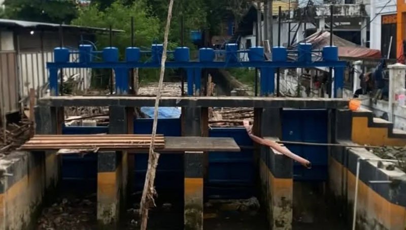 Hal 6 4 Klm Rumah Pintu Air