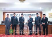 DPRD Tapin Umumkan Penetapan H Yamani dan H Juanda Sebagai Bupati dan Wakil Bupati Tapin Terpilih 35 DPRD Tapin Umumkan Penetapan H Yamani dan H Juanda Sebagai Bupati dan Wakil Bupati Tapin Terpilih