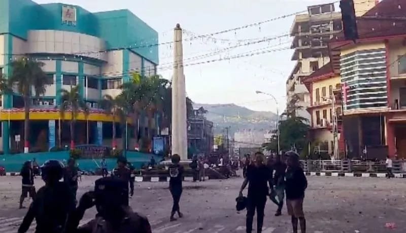 Dipicu Balap Liar, Berbuntut Bentrok Antarwarga di Ambon 1 IMG 20250112 WA0006