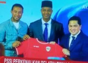 Pelatih Kluivert Sebut 'Ada Ajak' Pemain Keturunan Hingga Puji Fans Timnas Indonesia 21 Pelatih Kluivert Sebut ‘Ada Ajak’ Pemain Keturunan Hingga Puji Fans Timnas Indonesia