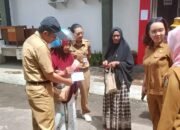 Inspektur Kalteng Pimpin Evaluasi Penyaluran Bansos UEP dan DBH DR 11 Inspektur Kalteng Pimpin Evaluasi Penyaluran Bansos UEP dan DBH DR