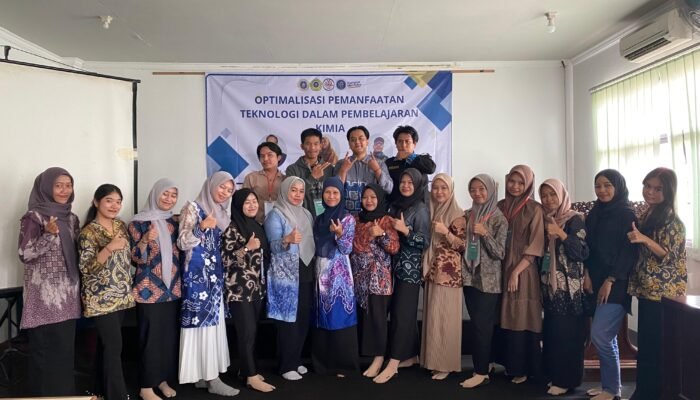 Prodi Pendidikan Kimia FKIP Uniska Gelar Workshop Pemanfaatan Canva untuk Pembelajaran Kreatif