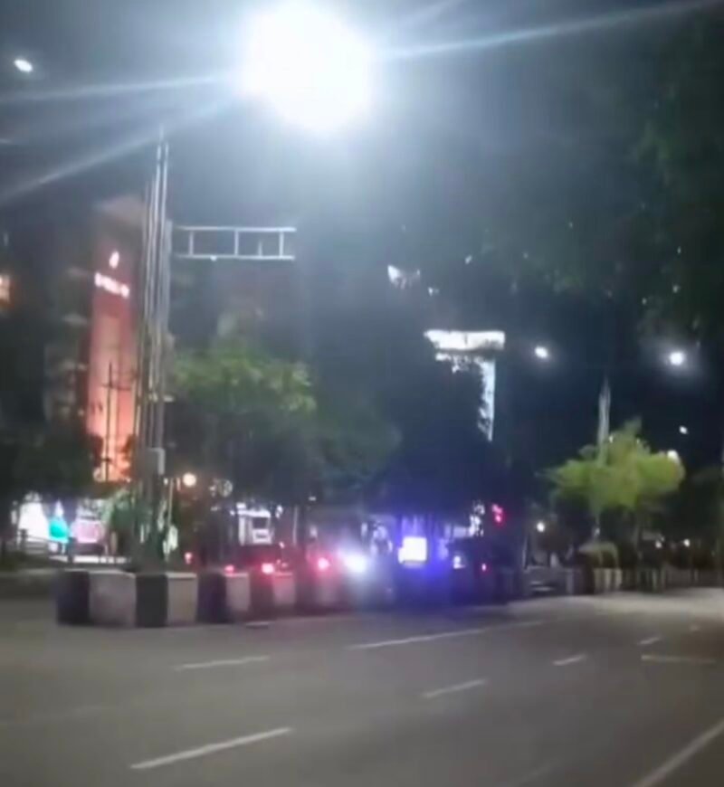 Aksi Gengster Bawa Samurai di Depan RSUD Ulin Banjarmasin Gegerkan Warga 1 IMG 20250111 105222 e1736563984488