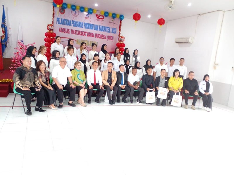 08 3klm ketua pb amdi jpg