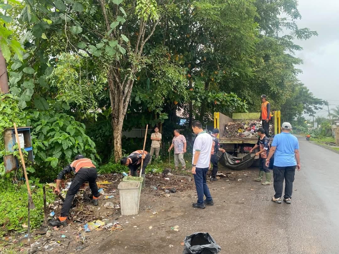 Hal 12 HSS 1 3 klm 10