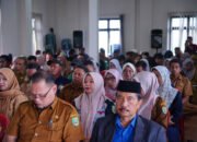 Warga Antusiasme Sampaikan Usulan di Musrenbang Kecamatan Awayan 16 Warga Antusiasme Sampaikan Usulan di Musrenbang Kecamatan Awayan