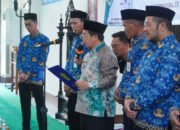 Pengurus Masjid Dikukuhkan, Walikota Harap Kegiatan Amaliyah dan Sosial Bisa Dihidupkan 17 Pengurus Masjid Dikukuhkan, Walikota Harap Kegiatan Amaliyah dan Sosial Bisa Dihidupkan