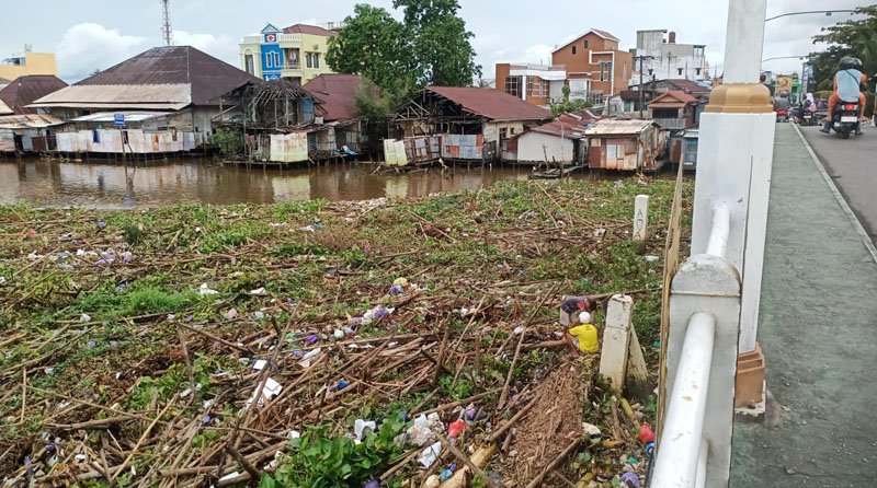 Pampangan Hambat Arus Transportasi dan Kemajuan Pariwisata Sungai