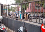 Kali Pertama Pagar Pemko Digembok Rapat dan Dijaga Ketat 27 Kali Pertama Pagar Pemko Digembok Rapat dan Dijaga Ketat