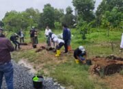 Ketum IKWI Bersama Sekjen Tanam Pohon di Arboretum Ayu Tirta, HPN 2025 di Banjarmasin