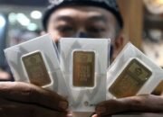 Harga Emas Antam Pecahkan Rekor, Tembus Rp1,701 Juta Per Gram 24 Harga Emas Antam Pecahkan Rekor, Tembus Rp1,701 Juta Per Gram