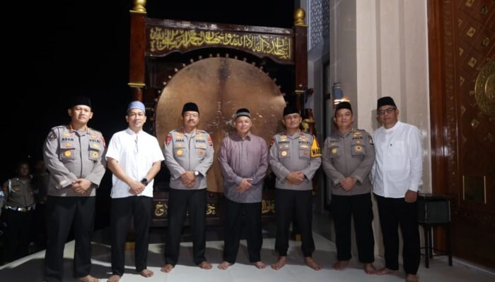 Polda Kalsel Gelar Shalat dan Doa Bersama Peringati Nisfu Syaban 3 IMG 20250214 WA0034