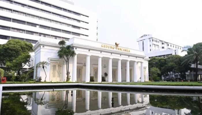 30 WNI Diduga Terlibat Penipuan Daring Diamankan di Filipina