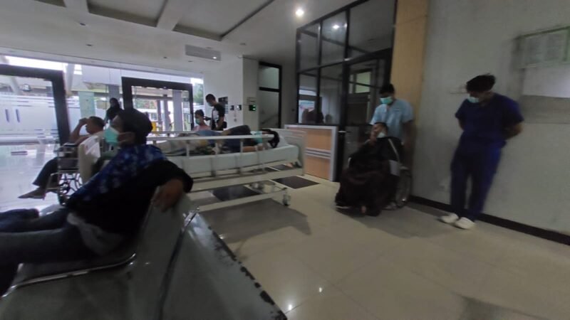 Nunggu Berjam-jam, Pasien Radiologi di RSUD Ansari Saleh Ungkap Kekecewaan 1 IMG 20250215 WA0014 e1739612660334