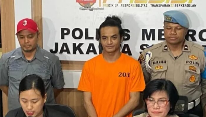 Vadel Badjideh Tersangka Kasus Dugaan AsusilaAjukan Penangguhan Penahanan