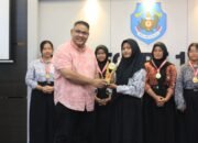 Teguh Santosa Apresiasi Prestasi Pelajar Batam Berhasil Terbitkan 4 Karya Tulis Go Nasional 19 Teguh Santosa Apresiasi Prestasi Pelajar Batam Berhasil Terbitkan 4 Karya Tulis Go Nasional