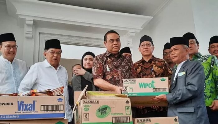 Mantan Wakapolri dan Kapolda Kalsel, Komjen Purn Syafruddin Kambo Wafat