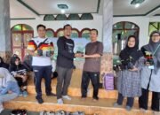 Komunitas Cluster Bungas Langkar Gelar Aksi Bersih-Bersih di Lingkungan Sungai Bilu Hingga Dialog 13 Komunitas Cluster Bungas Langkar Gelar Aksi Bersih-Bersih di Lingkungan Sungai Bilu Hingga Dialog