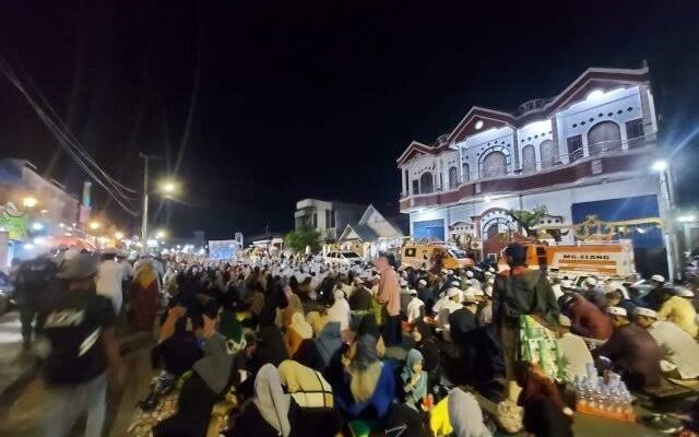 DLH Siagakan Petugas dan Armada Pengangkut Sampah di Haul Guru Zuhdi