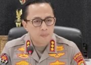 Evelin Dohar, Mantan Pengacara Anak Bos Prodia Ditetapkan sebagai Tersangka 26 Evelin Dohar, Mantan Pengacara Anak Bos Prodia Ditetapkan sebagai Tersangka
