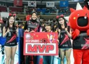 Megawati Raih MVP dan Bawa Red Sparks Menyodok ke Posisi Kedua Usai Taklukkan Caltex 3-0 13 Megawati Raih MVP dan Bawa Red Sparks Menyodok ke Posisi Kedua Usai Taklukkan Caltex 3-0