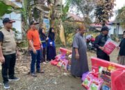 Pemkab HST Sigap Salurkan Bantuan Korban Kebakaran di Barabai Darat 16 Pemkab HST Sigap Salurkan Bantuan Korban Kebakaran di Barabai Darat