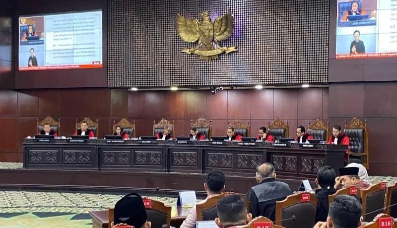 Pelanggaran Terstruktur, Sistematis, dan Masif Terbukti, MK Diskualifikasi Paslon Pilkada Mahakam Ulu Kaltim 1 IMG 20250224 WA0038