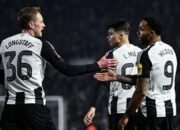 Newcastle Berusaha Adang Liverpool, Tottenham Tantang Manchester City di Liga Inggris