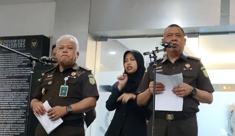 Tujuh Orang Ditetapkan Kejagung Tersangka Kasus Korupsi Tata Kelola Minyak Mentah 1 IMG 20250225 WA0015