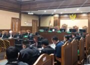 Pengacara Ronald Tannur Mengaku Beri Rp6 Miliar ke Mantan Pejabat Mahkamah Agung Zarof Ricar 8 Pengacara Ronald Tannur Mengaku Beri Rp6 Miliar ke Mantan Pejabat Mahkamah Agung Zarof Ricar