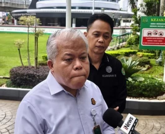 Kejagung Sita Dokumen dan Uang Tunai di Rumah Pengusaha Minyak Bumi Riza Chalid 1 IMG 20250226 WA0050