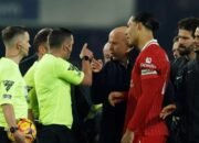 Pelatih Liverpool Arne Slot Diskors FA Dua Pertandingan