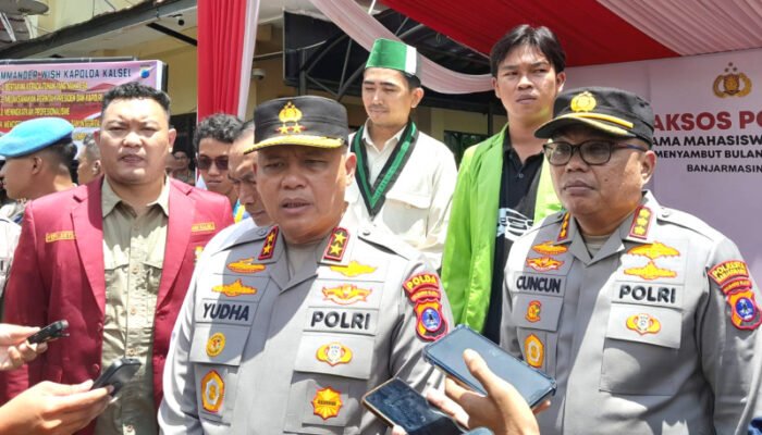 Sambut Ramadan, Polda Kalsel bersama Polresta Banjarmasin dan Mahasiswa Salurkan Bansos Polri Presisi