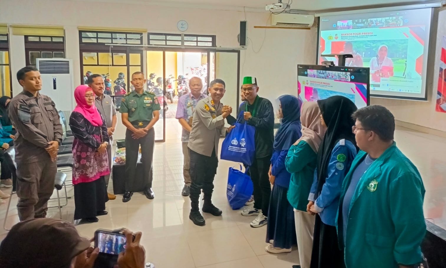 Jelang Ramadan, Polres HST Laksanakan Baksos 1 IMG 20250228 123023