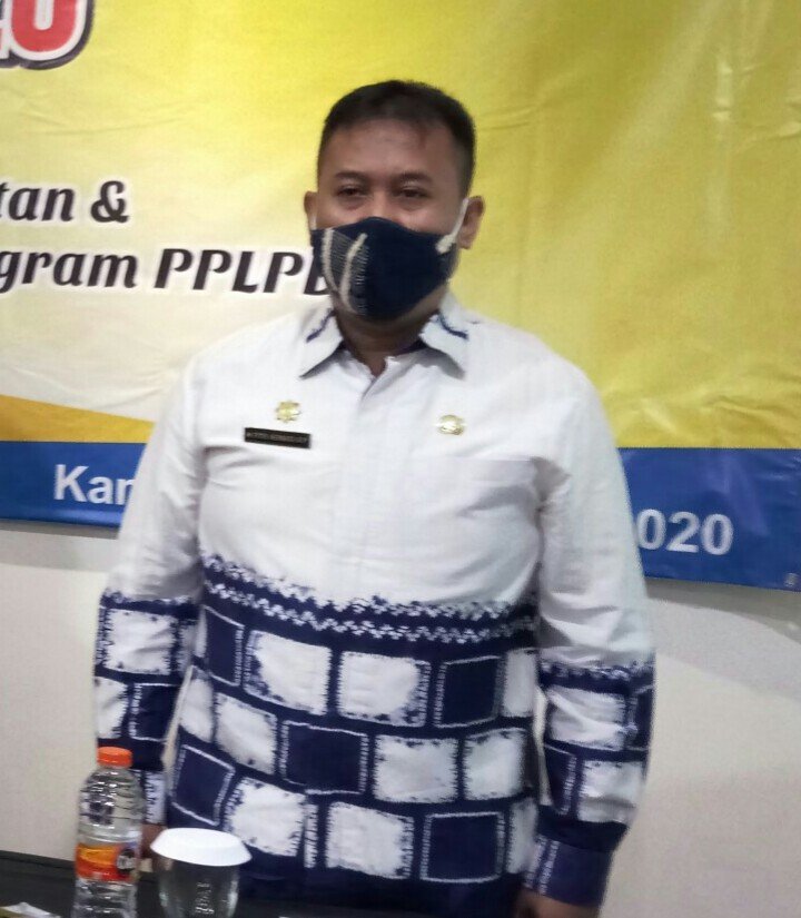 08 2klm fitri hernadi jpg