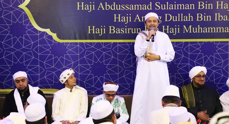 Ribuan Jemaah Buka Puasa Bersama dan 'Haul Jama' 1 1 35 klm Kontrak Pemprov 3 Buka puasa bersama keluarga besar Almarhun H Sulaiman HB