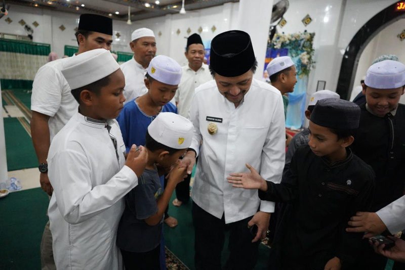 1 35 klm Kontrak Pemprov 9 Safari ramadhan Perdana Wagub