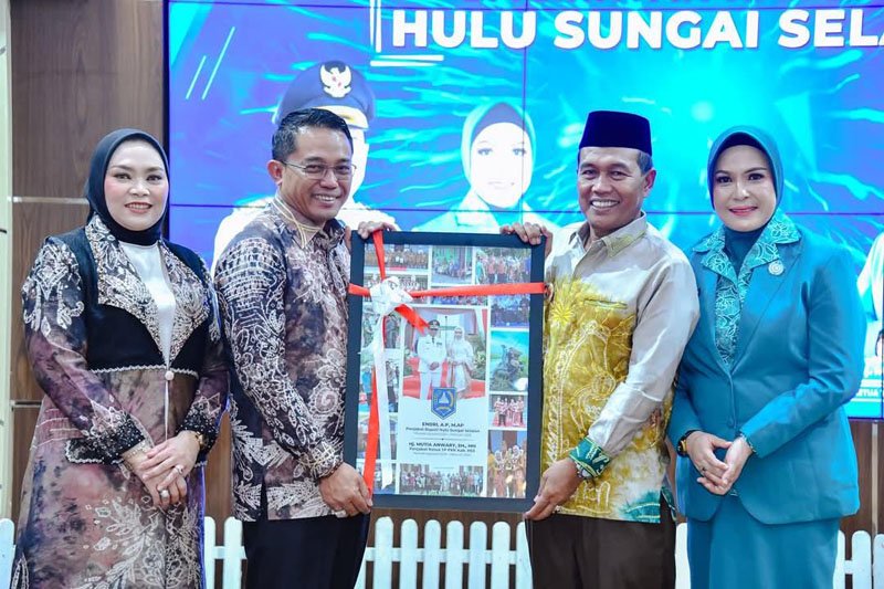 Hal 12 HSS 1 3 klm 7