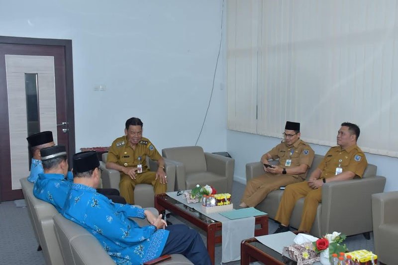 Wabup Sambut Silaturahmi IKK-HSS Palangkaraya 1 Hal 12 HSS 3 klm 16