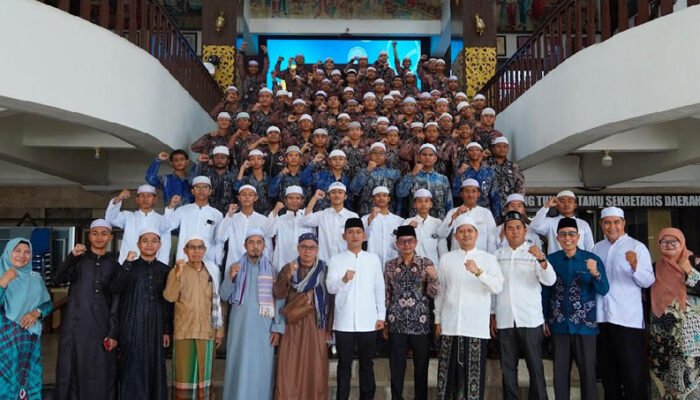 Wali Kota Yamin Lepas Ratusan Santri AL-Falah Untuk Kegiatan Pesantren Ramadhan 3 Hal 5 7 Klm Gabung KOntrak 1 dan 2