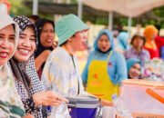PT Pamapersada Nusantara Gelar Bazar Murah Ramadhan di Guntung Payung