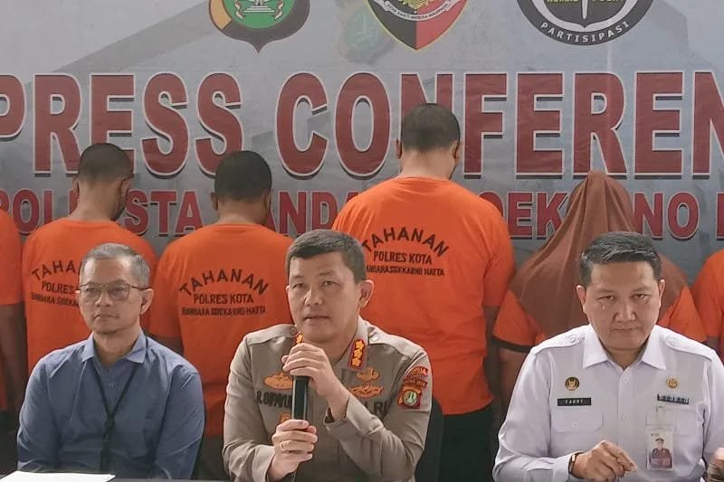 Modus Umroh, Tujuh Pelaku TPPO Ditangkap Polisi di Bandara 1 IMG 20250306 WA0028