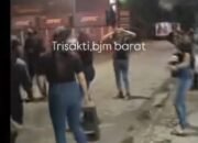 Viral, Remaja Sedang Joget Bersama di Trisakti
