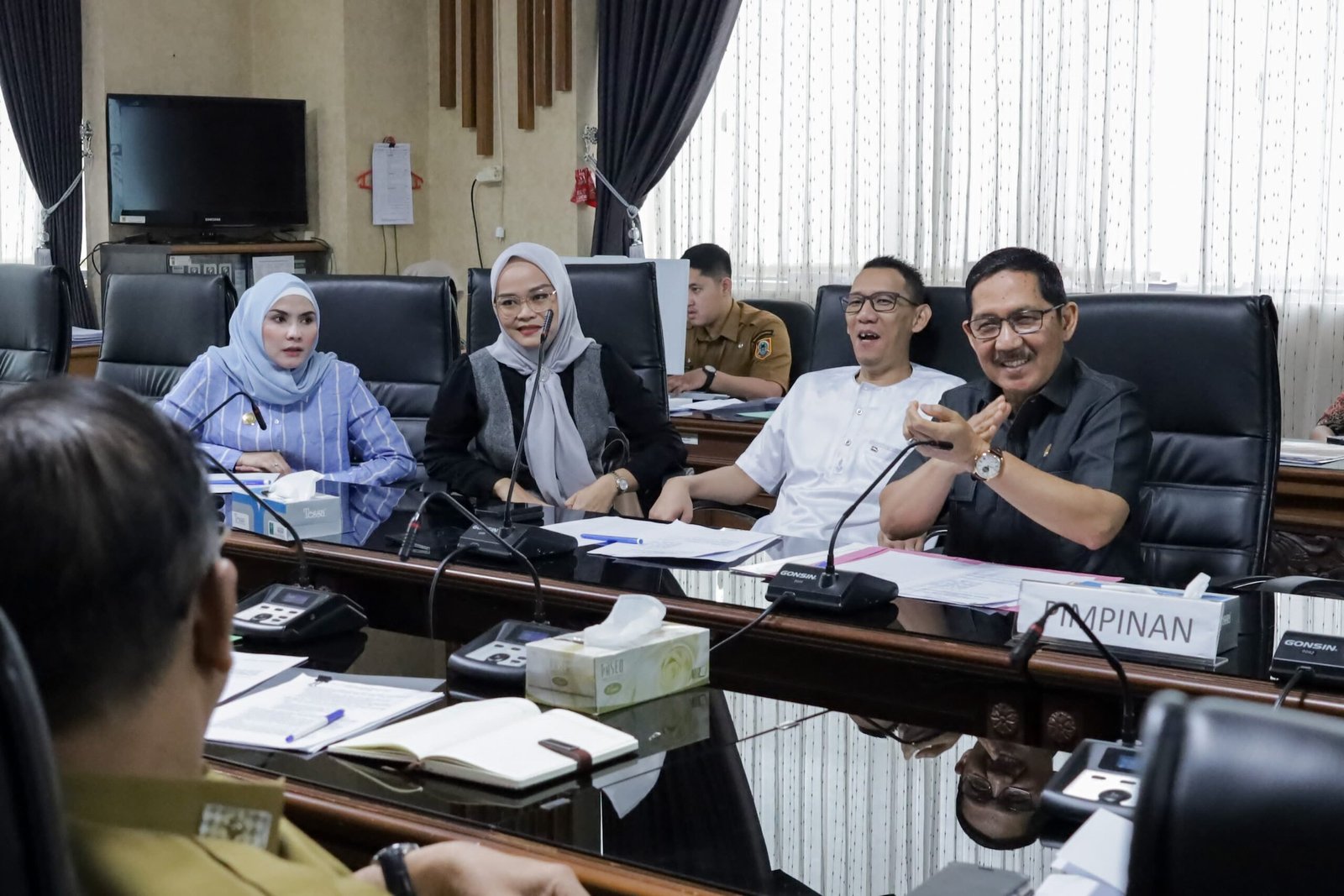 Tangani Permasalahan Warga dan PT MMI, Komisi III DPRD Provinsi Kalsel Siapkan Tim Lapangan untuk Investigasi 1 IMG 20250311 WA0051 1 scaled