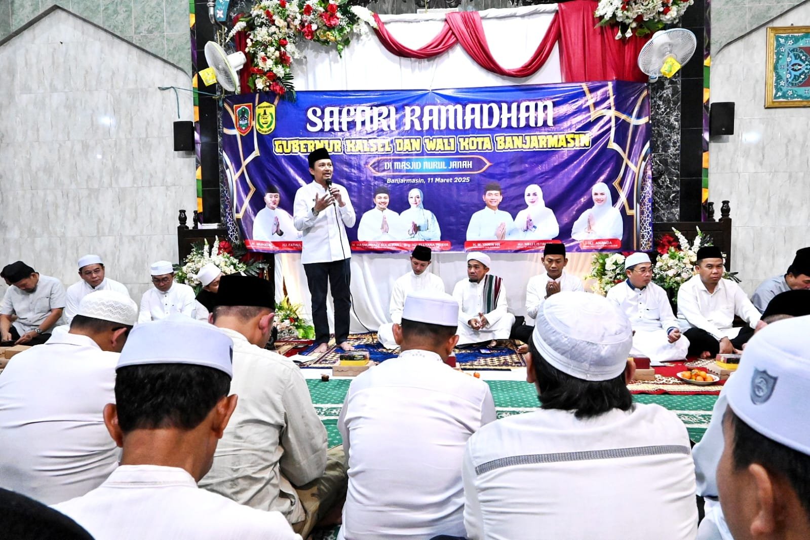 Safari Ramadan, Wagub Hasnuryadi dan Wali Kota Banjarmasin M Yamin Serahkan Hibah ke Masjid Nurul Jannah