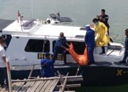 Dua orang Meninggal Dunia Akibat Kebakaran Kapal Tugboat dan Tongkang