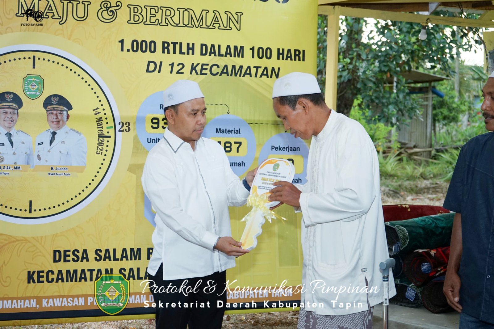 Bupati Tapin Serahkan Kunci Bedah Rumah, 254 Unit Selesai Direhab 1 IMG 20250315 WA0011