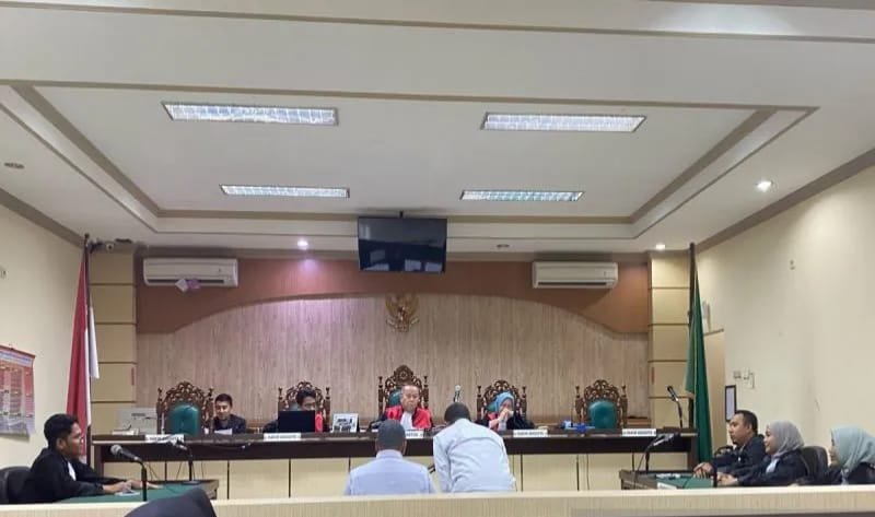 Hakim Vonis Bebas Terdakwa Korupsi Proyek di Dinas PUPR Kabupaten HST 1 IMG 20250319 WA0053 1