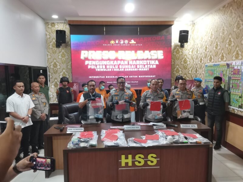 Polres HSS Ungkap 19 Kasus Narkoba Selama Januari Hingga Maret 2025 1 IMG 20250327 WA0016 scaled e1743057322260