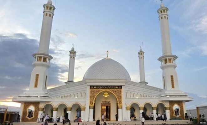 Wagub Hasnuryadi Resmikan Masjid Hasnur Asy Syajarah di Tapin